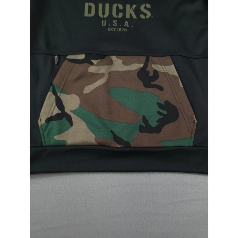 Oregon Ducks Men's Black Salute To Service Pullover Sweatshirt - Picture 4 of 9